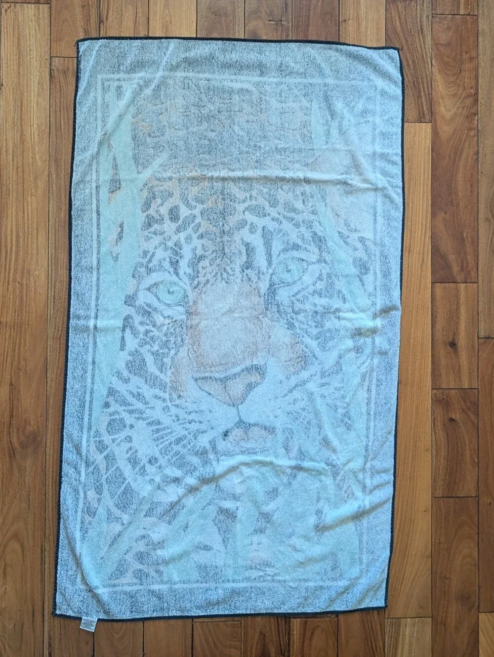 Leopard Vintage Beach Towel (XL)